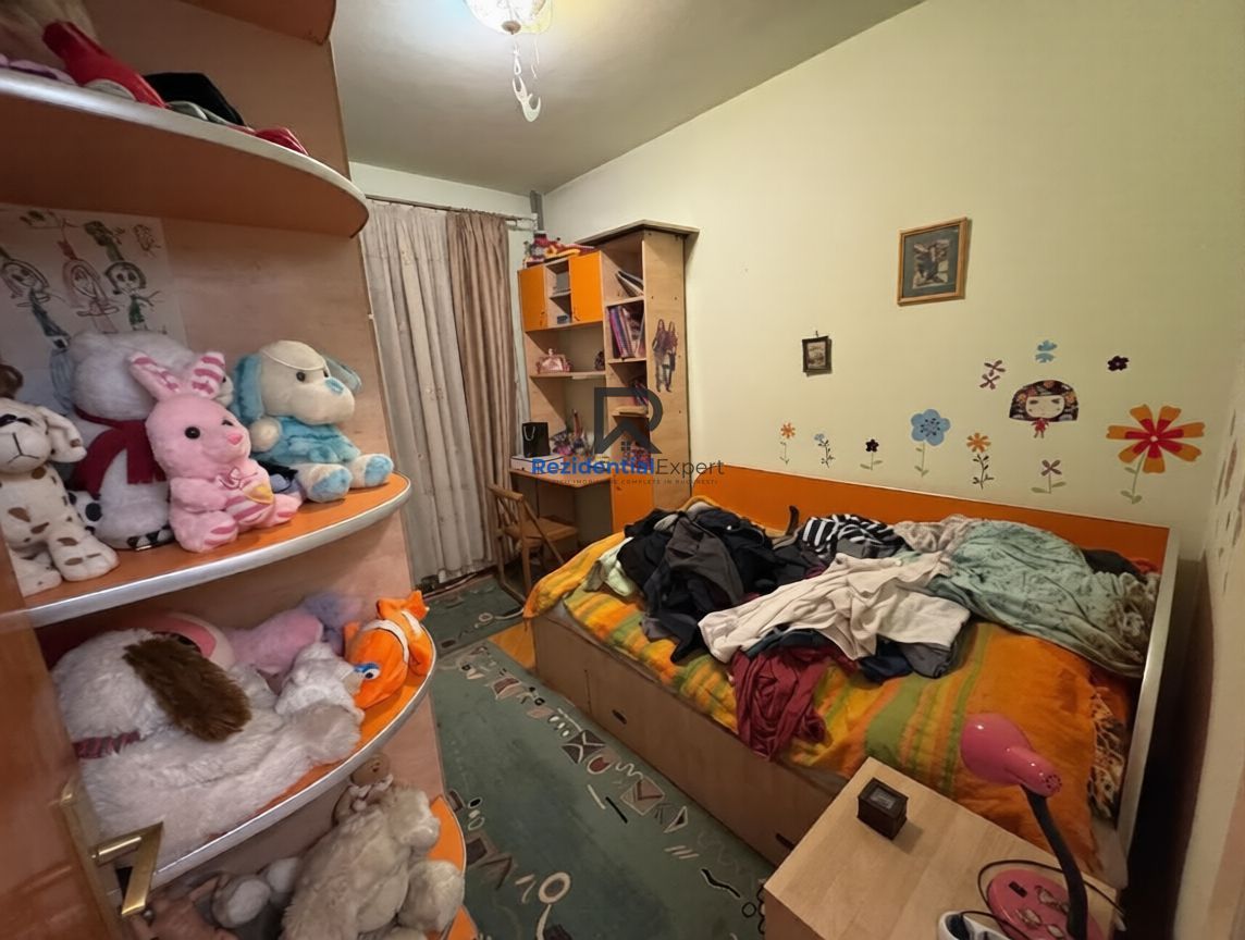 Vând  3 camere Basarabia -Arena Nationala - Poză 2