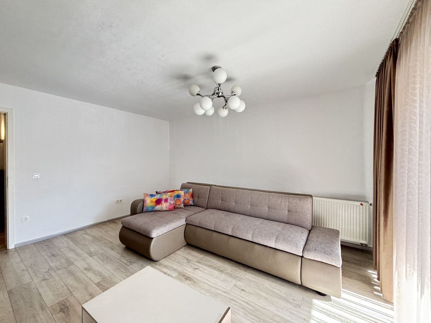 Apartament 3 camere – Coresi Kasper - Poză 2