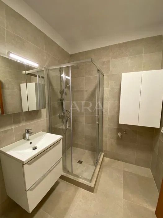 Apartament modern, balcon generos, parcare subterană, Andrei Muresanu. - Poză 7