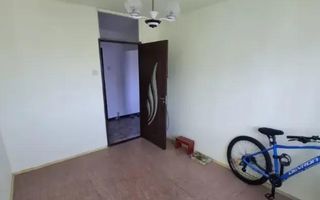 Centru Civic , 3 camere, decomandate, 77mp, 125000Euro - Poză 6