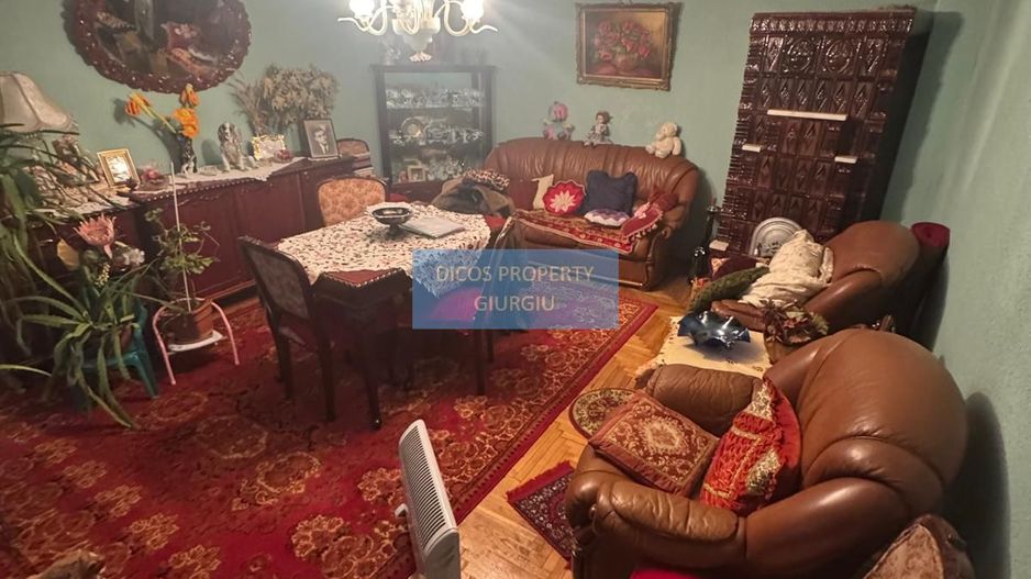 Casă de vânzare – Strada Dunării - Poză 2