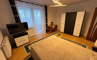 Apartament cu 2 camere, decomandat, 58mp, zona UMF - Poză 2