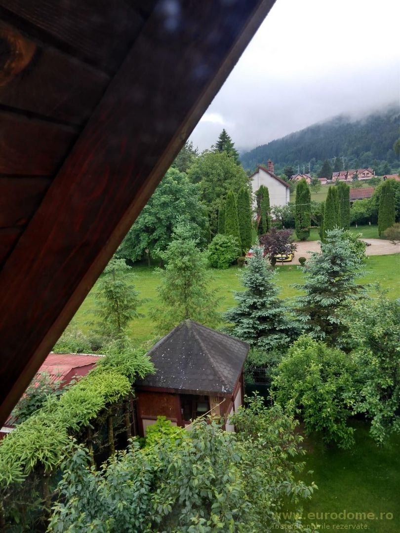 Vanzare case in imprejurimi - Poză 24