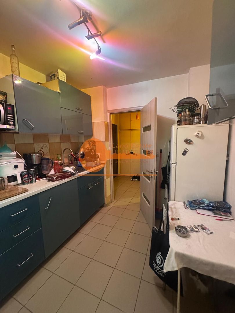 3 camere Crangasi-Zboina Neagra-Boxa ( 10 minute metrou ) - Poză 1