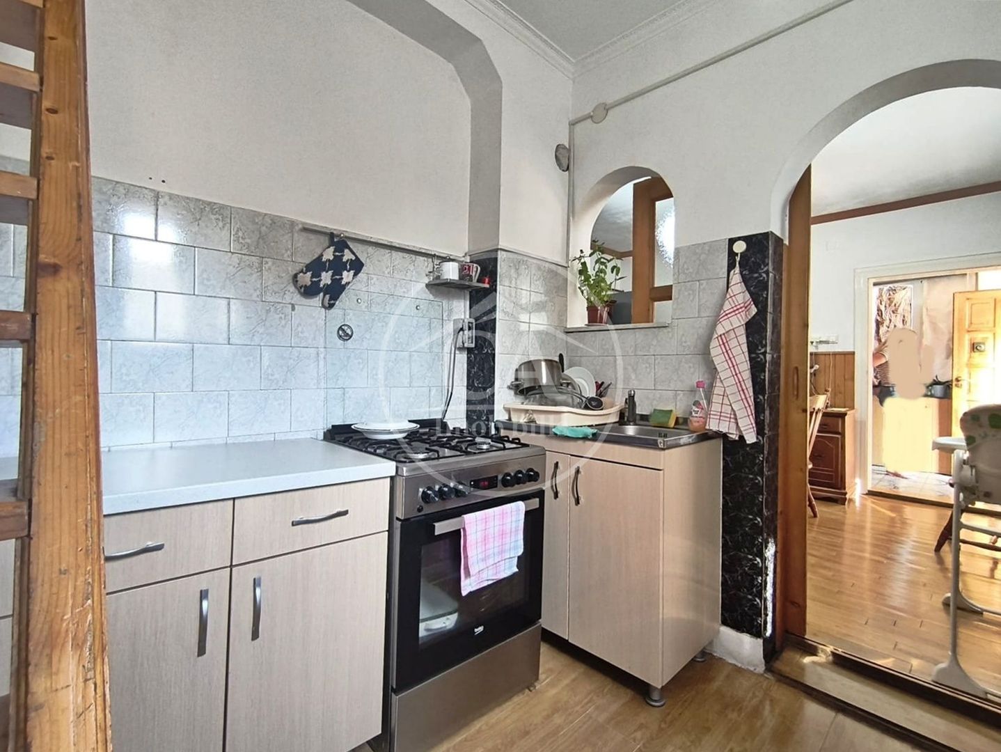 Casa de vanzare cu 3 camere de tip P+M in zona Velenta, Oradea - Poză 15