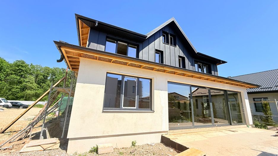 Casă individuală de vânzare | 4 camere | Balotești | Teren 550 mp - Poză 1