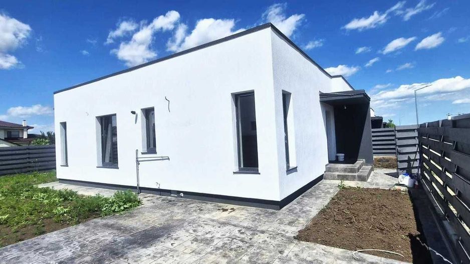 Eleganță, confort și liniște – Casă nouă în Balotești - Poză 5