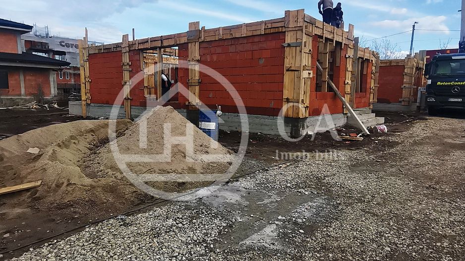 Casa de vanzare cu 4 camere in Oncea, Oradea - Poză 12