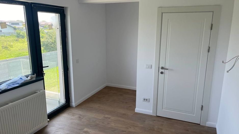 De vanzare casa vila moderna 4 camere Berceni - Poză 1