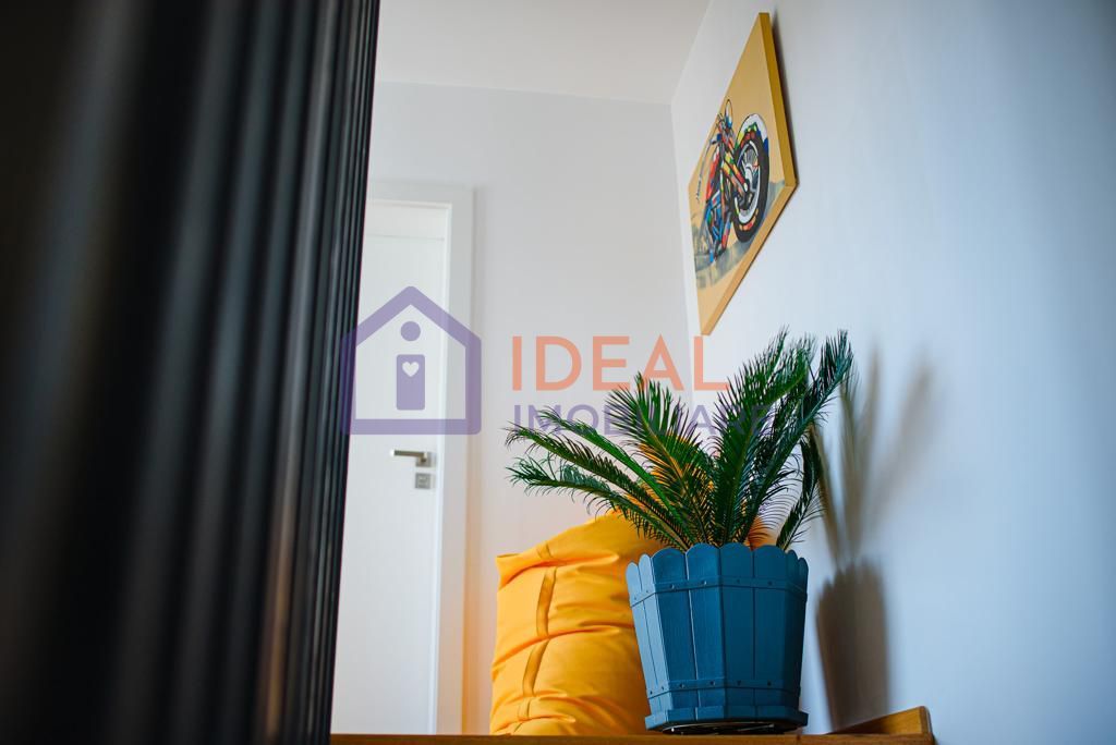 Casa Moderna cu 4 camere si terasa, zona Pictor Brana, Selimbar - Poză 14