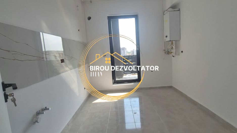 Decomandat Bucatarie inchisa Parcare demisol Ansamblu modern - Poză 4