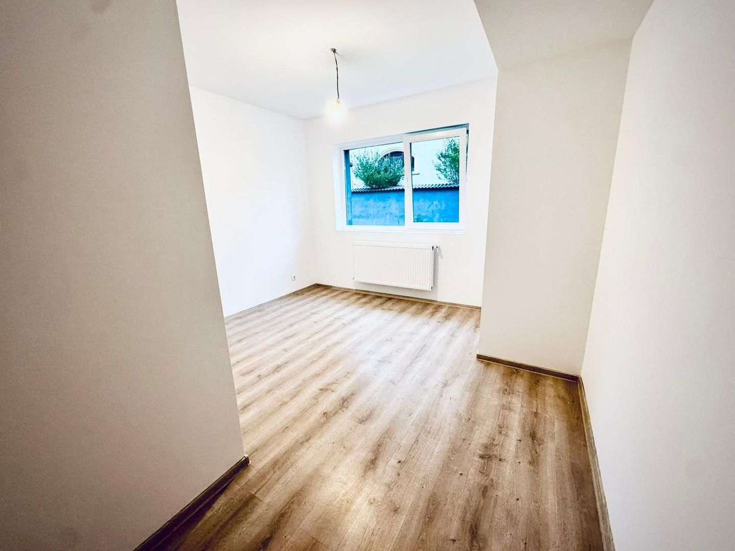 Apartament 2 camere decomandat Brancoveanu parcare acoperita - Poză 1