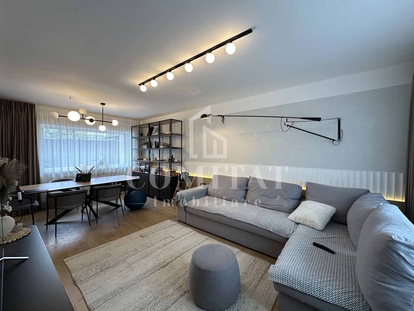 Casa cu 4 camere | Ultrafinisata | Cartier Europa - Poză 1