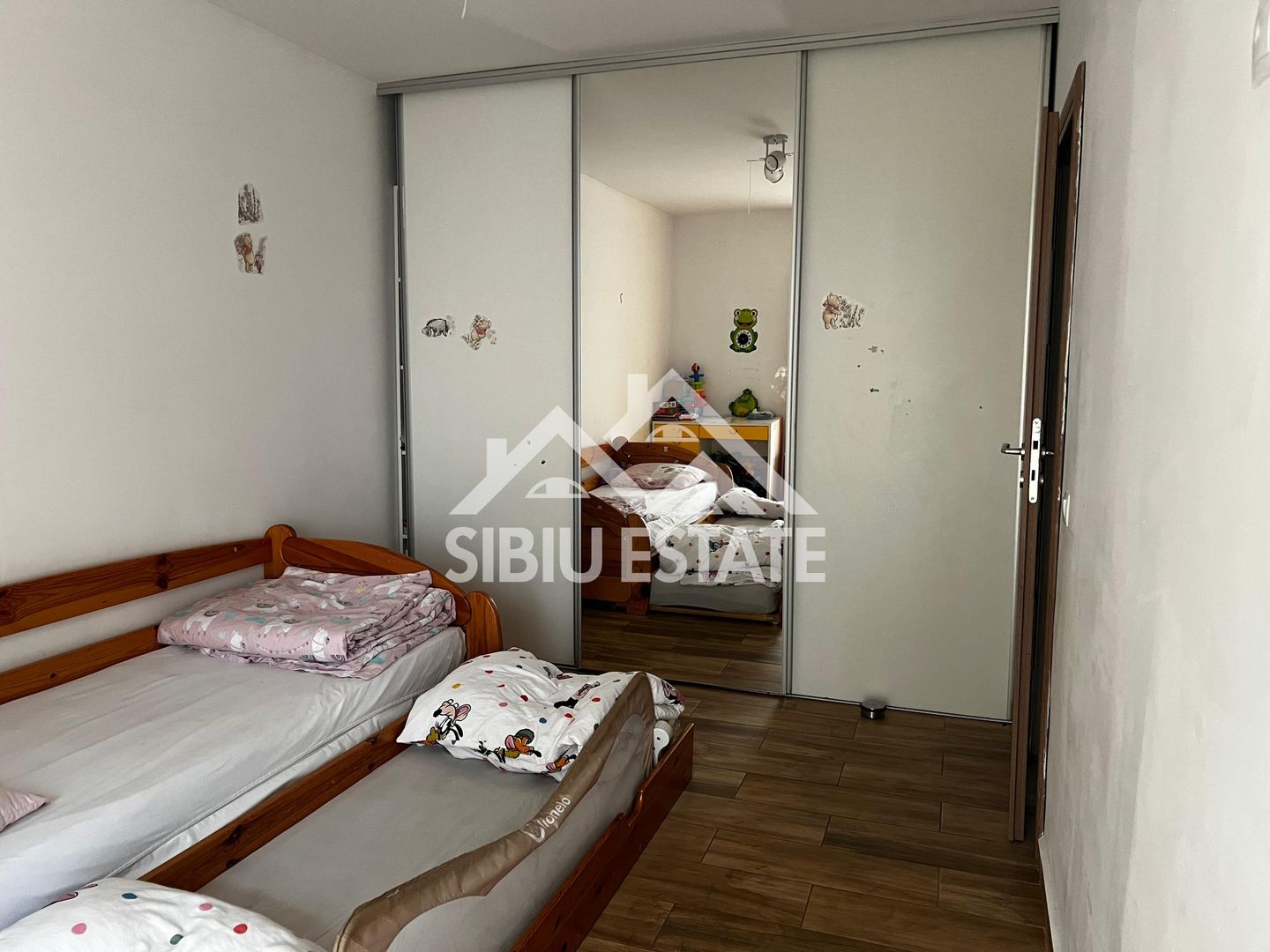 Apartament 3 camere cu grădină 100 mp.  loc de parcare-Calea Cisnadiei - Poză 12