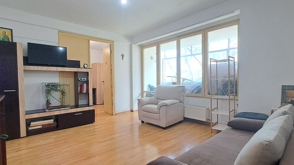 2 camere langa Metrou Eroii Revolutiei - Poză 2