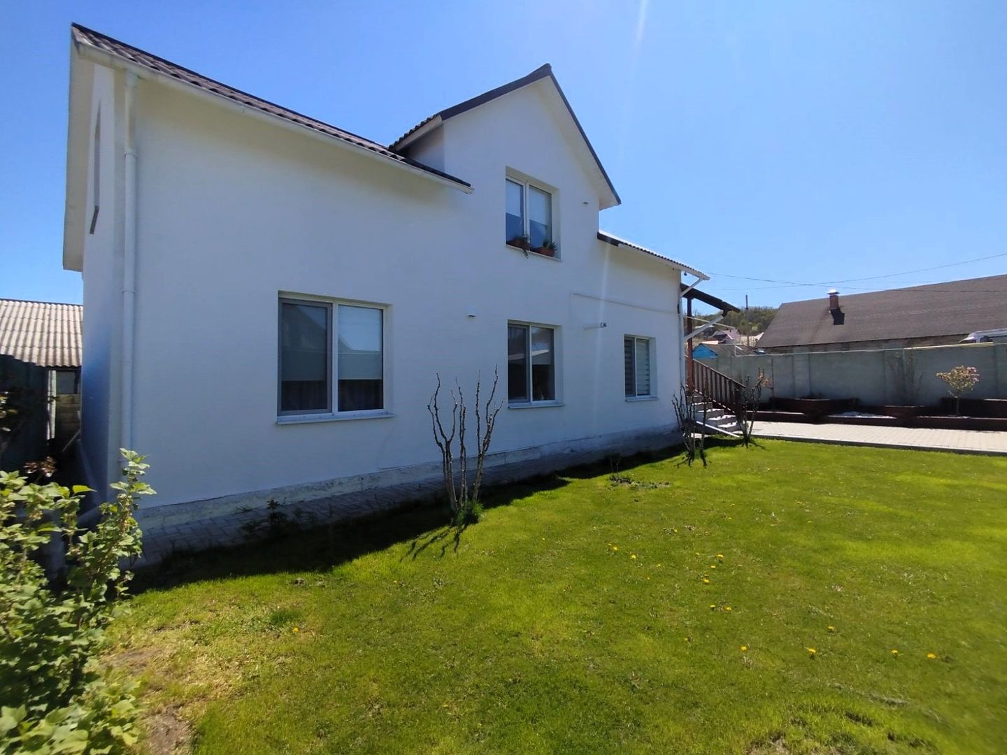 Casă cu 2 niveluri și intrări separate | 160 m² utili | 4 ari | Sîngera, Chișinău | Potent‌ial Duplex - Poză 8