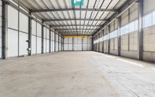 Hală industrială cu pod rulant de 3 tone în Arad - Poză 11