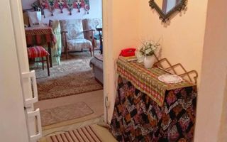 Vând apartament cu 3 camere, Ocna Mureș - Poză 4