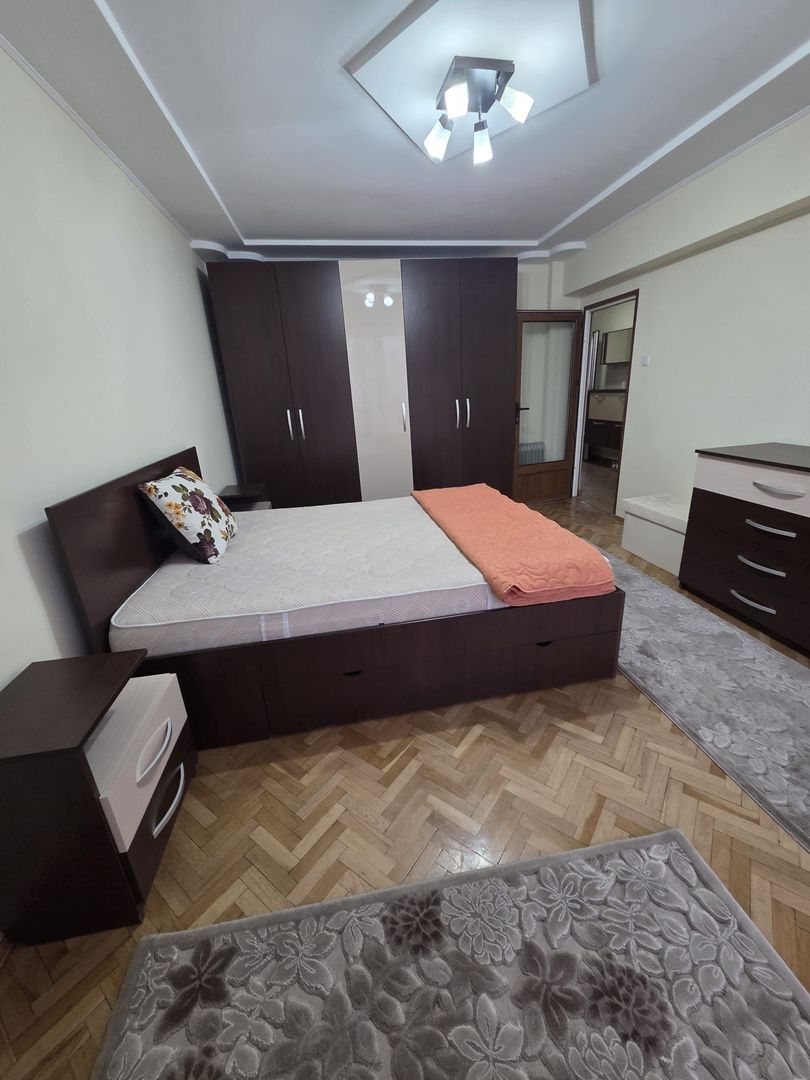 Apartament 2 camere decomandat-zona Spitalul Judetean-139.500 euro neg - Poză 12