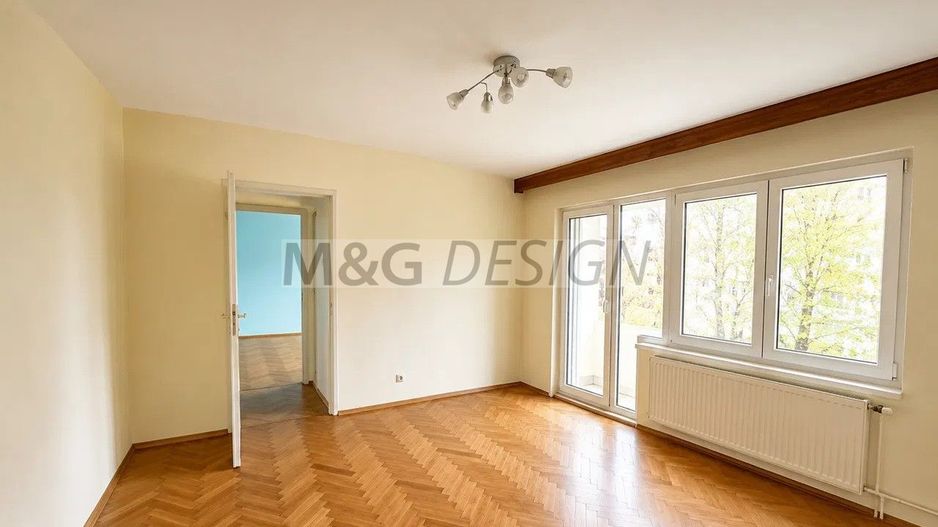Apartament cu 3 camere Aradului cu centrala - Poză 1