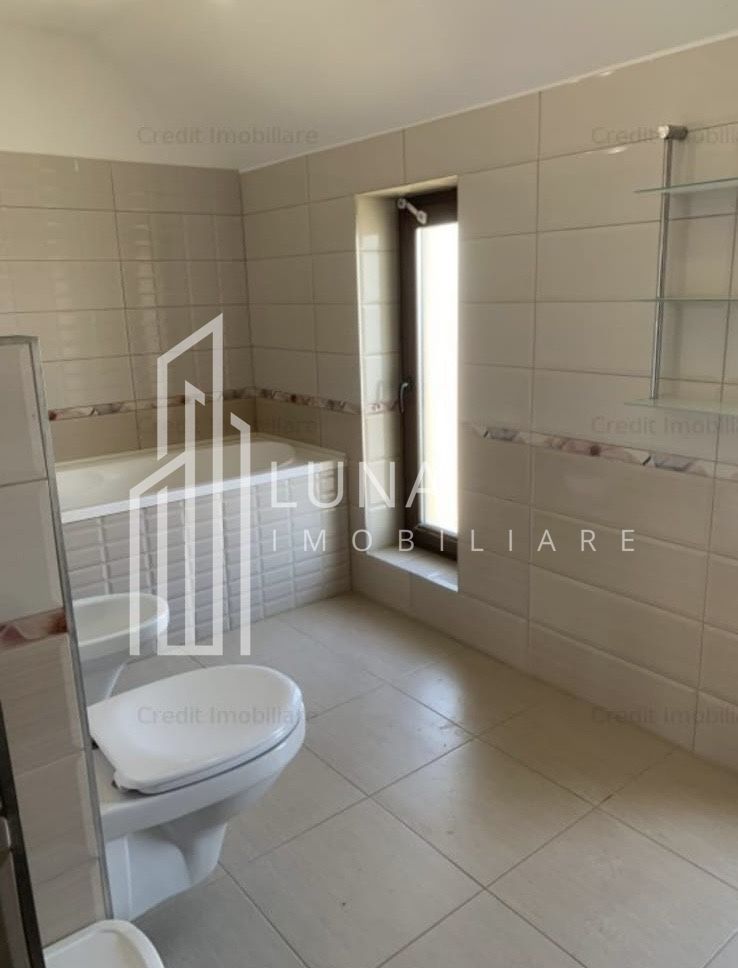 Inchiriez casă modernă în Ghimbav 2 nivele, curte proprie - Poză 6