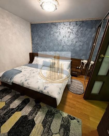 Se vinde apartament ( mansarda), 3 camere  74mp - Poză 1