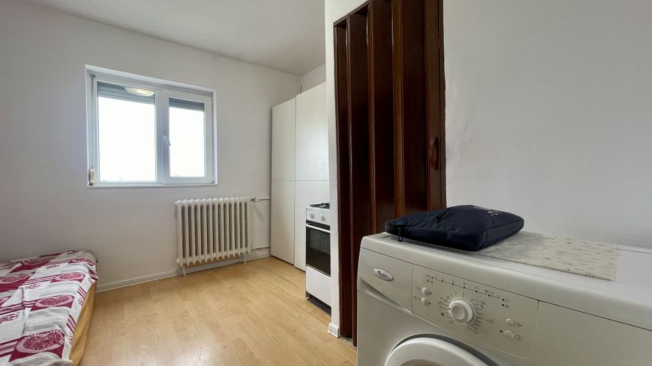 GARSONIERA DE VANZARE, ROGERIUS - Poză 2