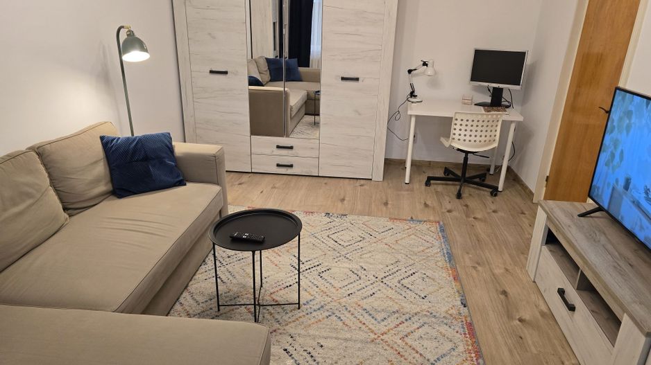 Închiriere Apartament cu 2 camere renovat, etaj 10, mobilat complet, Dristor - Poză 2