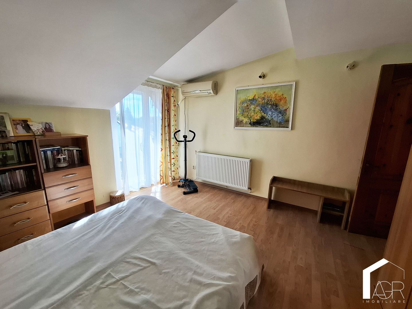 Casa tip duplex cu 6 camere, zona Republicii - Poză 18