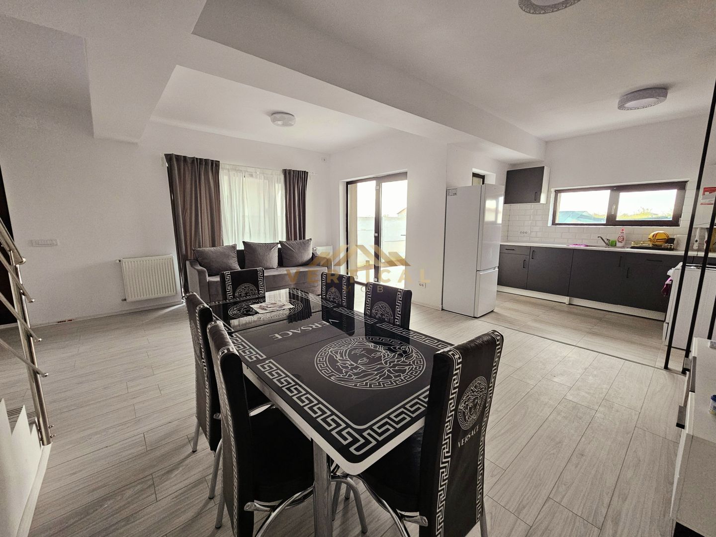 Vila 5 camere complet mobilata si utilata - comuna Berceni - Poză 2