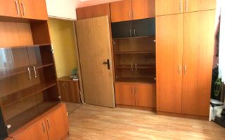 Apartament de vanzare cu 2 camere strada Horea - Poză 4