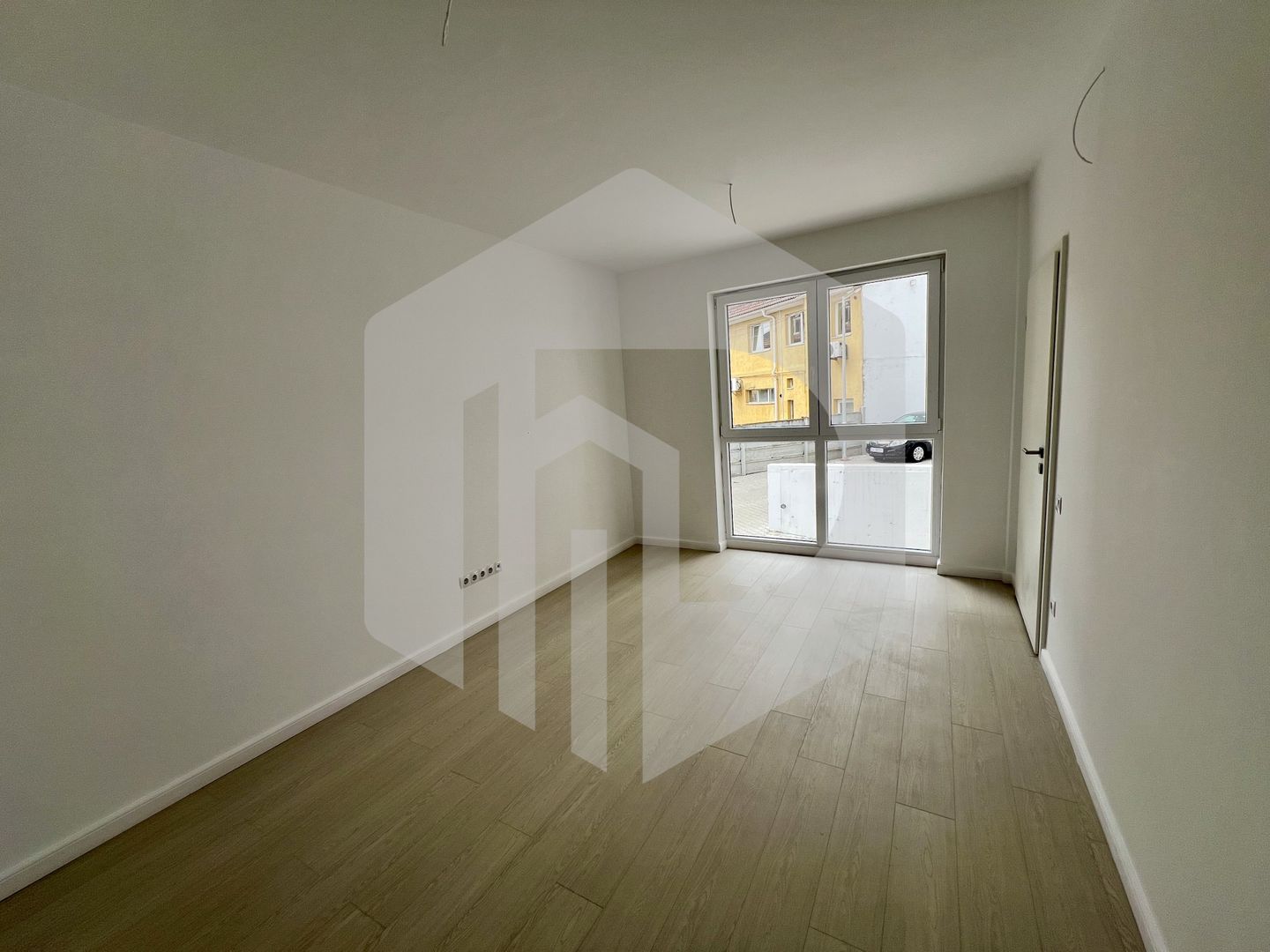 Apartament/ spatiu comercial in zona Kogalniceanu- Parter- La cheie - Poză 14