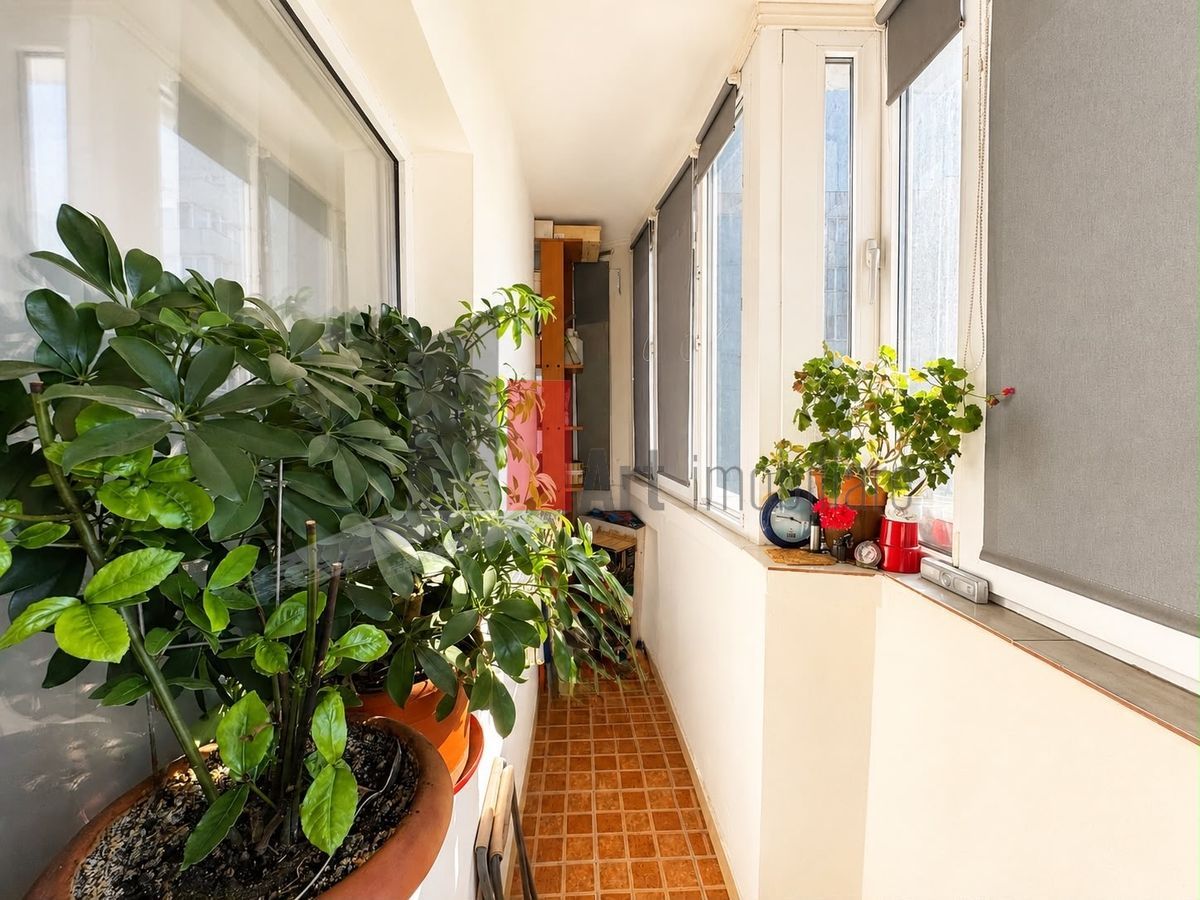 APARTAMENT DE 3 CAMERE - Poză 7
