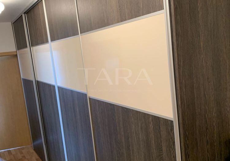 2 camere decomandat, locație excelentă în zona Eroilor. - Poză 2