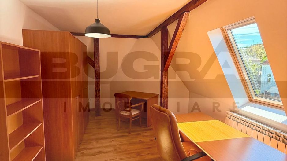 Apartament 4 camere, 140 Mp, garaj, zona strazii Emil Racovita - Poză 11