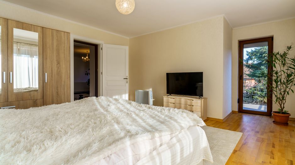 Casă / Vilă cu 4 camere, comision 0% în zona Marasti - Poză 6