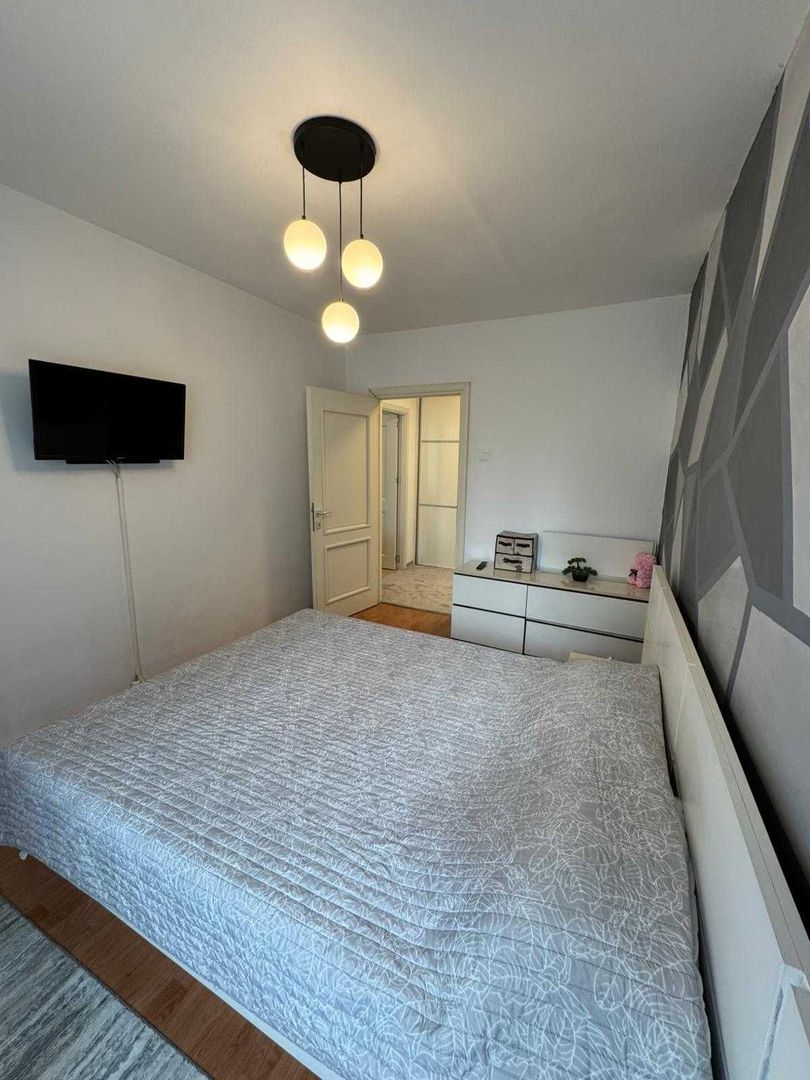 Închiriere Apartament cu 2 camere, etaj 2, ParkLake, bloc anvelopat, Dristor - Poză 3
