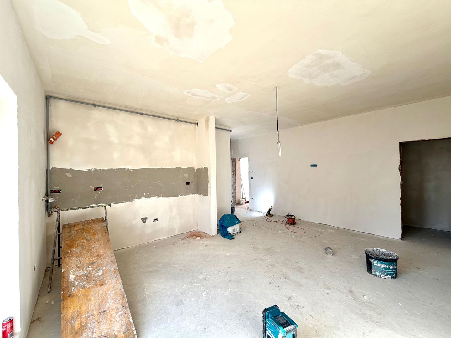 Apartament 3 camere si curte - pozitie excelenta - Giroc - Poză 3