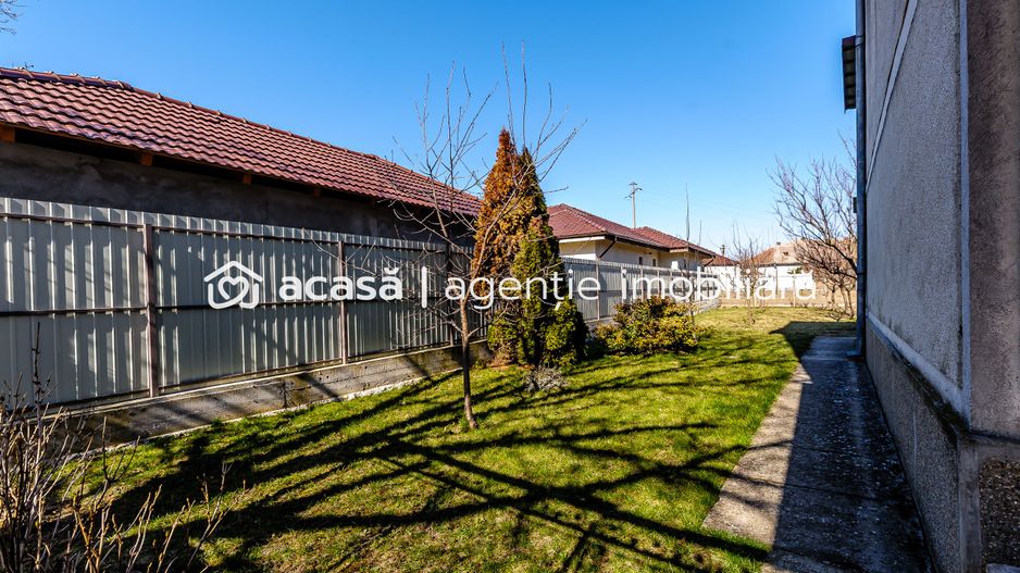 Preț NOU! Casa P+2 în zona centrală Chișineu-Criș - Poză 3