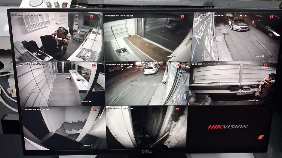 Spațiu comercial complet echipat - Poză 14