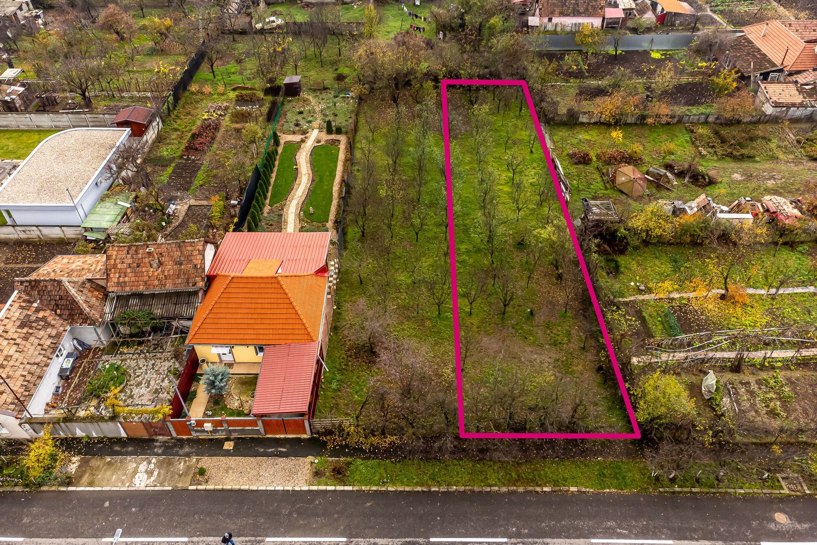 528mp teren construibil în Bujac strada Laurian - Poză 1