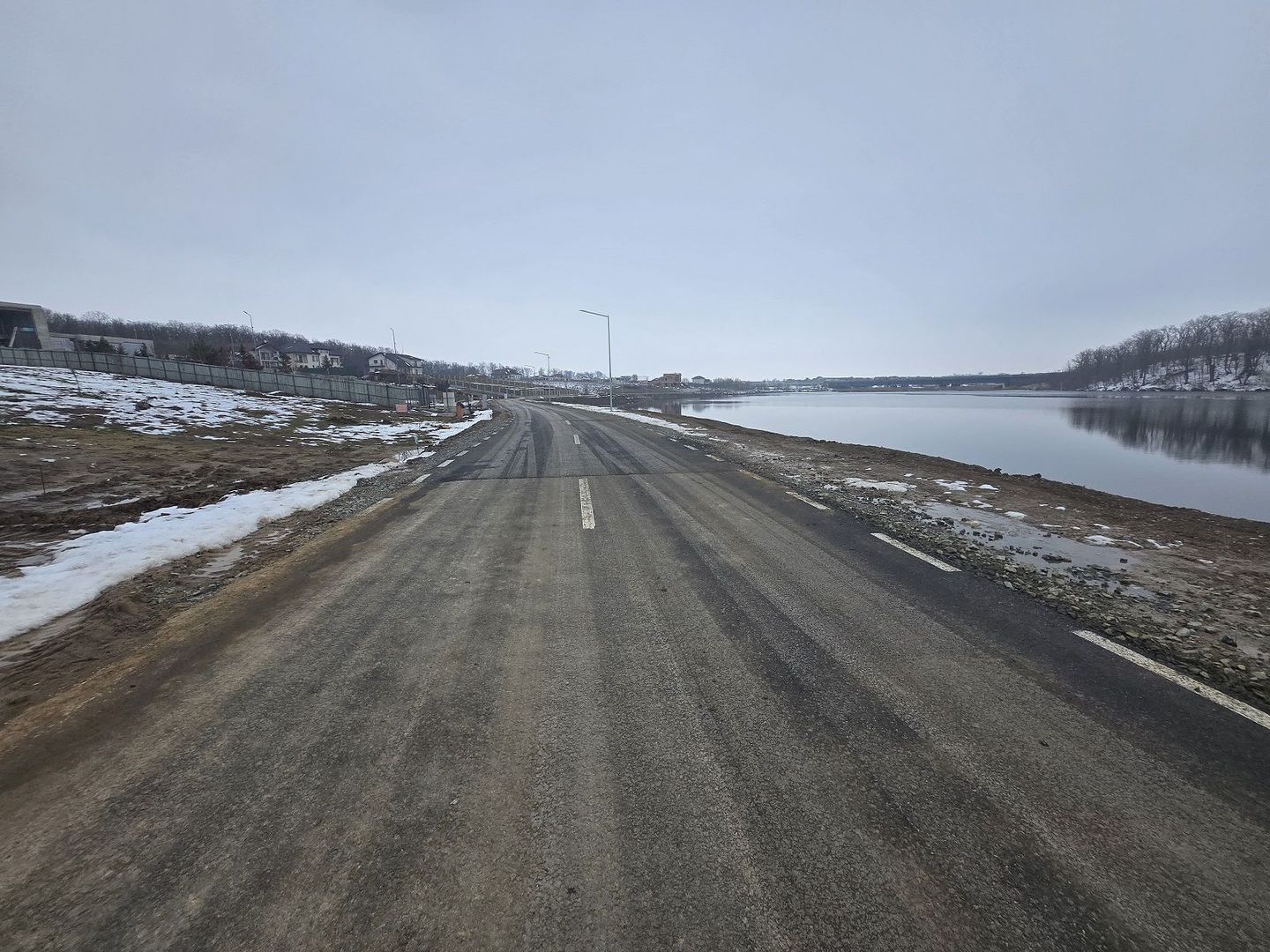 Branesti Vadul Anei LOTURI 800mp acces LAC asfalt padure utilitati - Poză 3