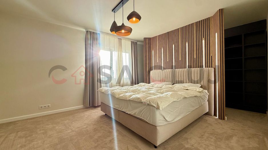 Apartament renovat, etaj intermediar, zona Năsăud - Poză 1