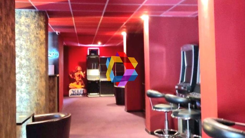 Spatiu comercial - 170 mp cu vad - Poză 1