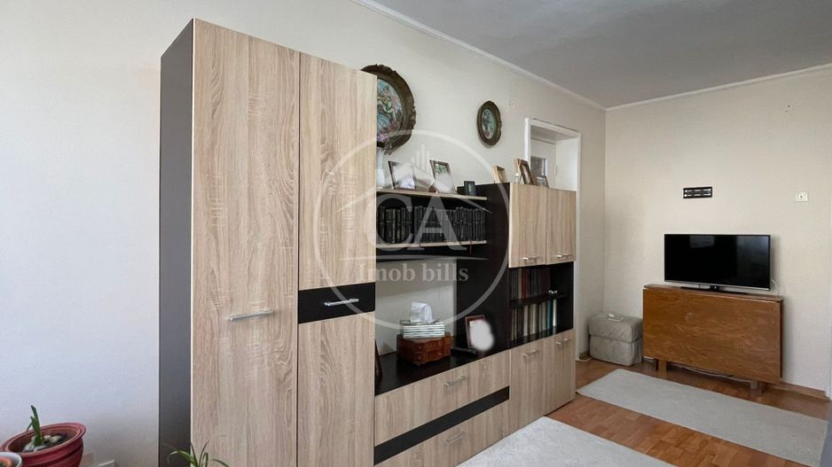 Apartament de vânzare cu 2 camere în zona Velența, Oradea - Poză 3