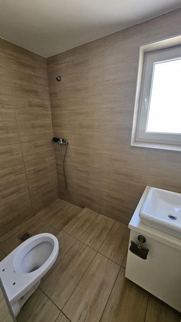 Vila 3 camere in Cosmopolis - Poză 10