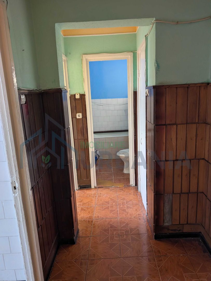 Apartament 2 camere decomandat, 36 mp, etaj 5/10, Alexandru cel Bun, Iași – 80.000 EUR, liber și de renovat - Poză 4