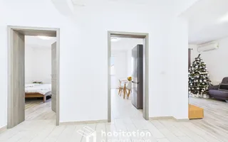 Refugiu urban: 2 camere, decomandat, în Bucovina, langă Iulius Town - Poză 19