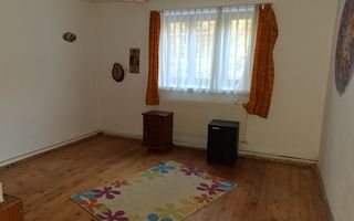 Casa cu 15 camere de vanzare in Bazna, Sibiu ( azil, pensiune) - Poză 6