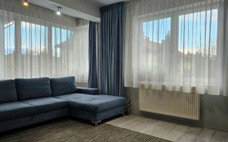 Oportunitate - Apartament cu trei camere in vila, zona Tractorul 70 mp - Poză 6